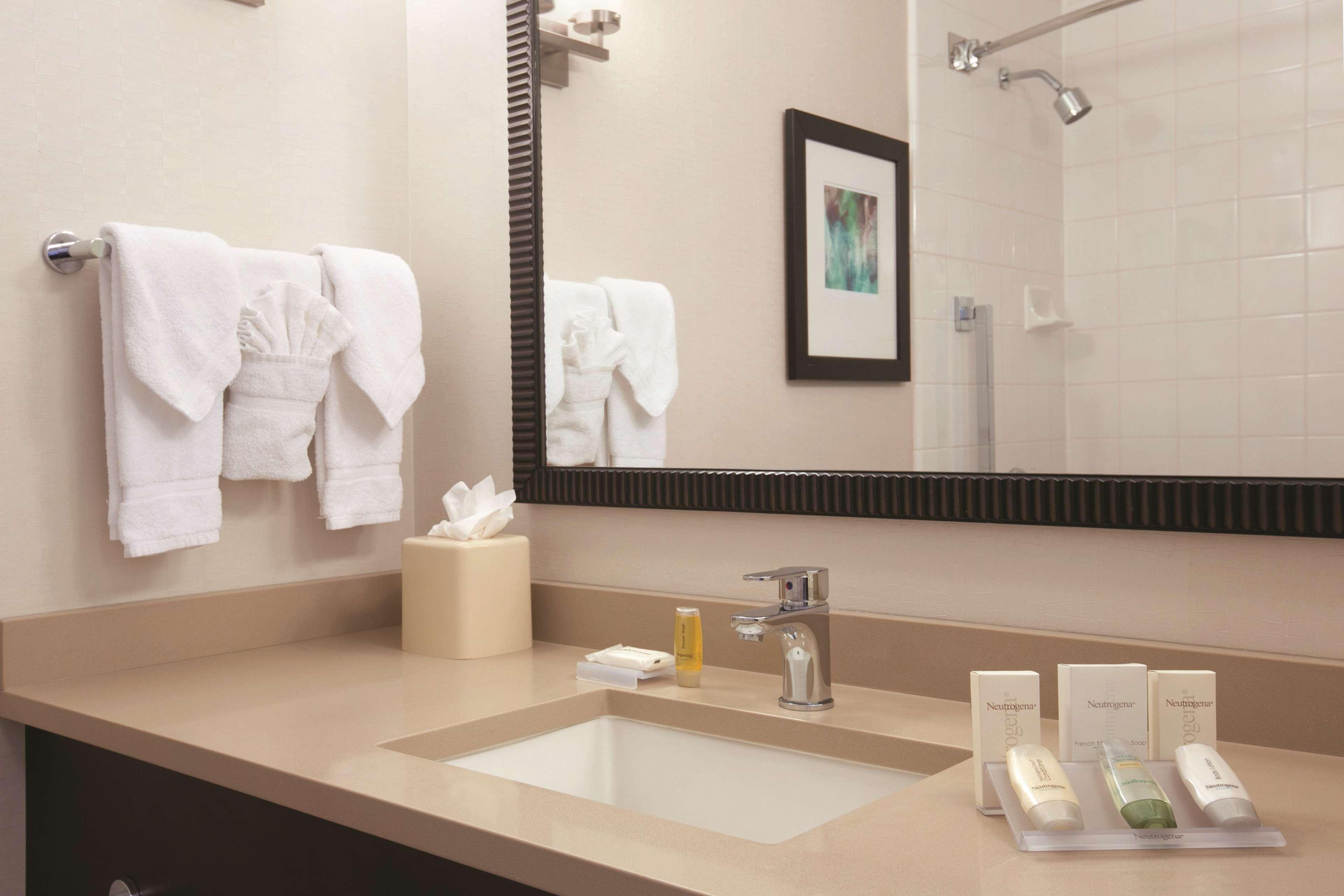 Hilton Garden Inn Chicago Downtown/Magnificent Mile Екстер'єр фото