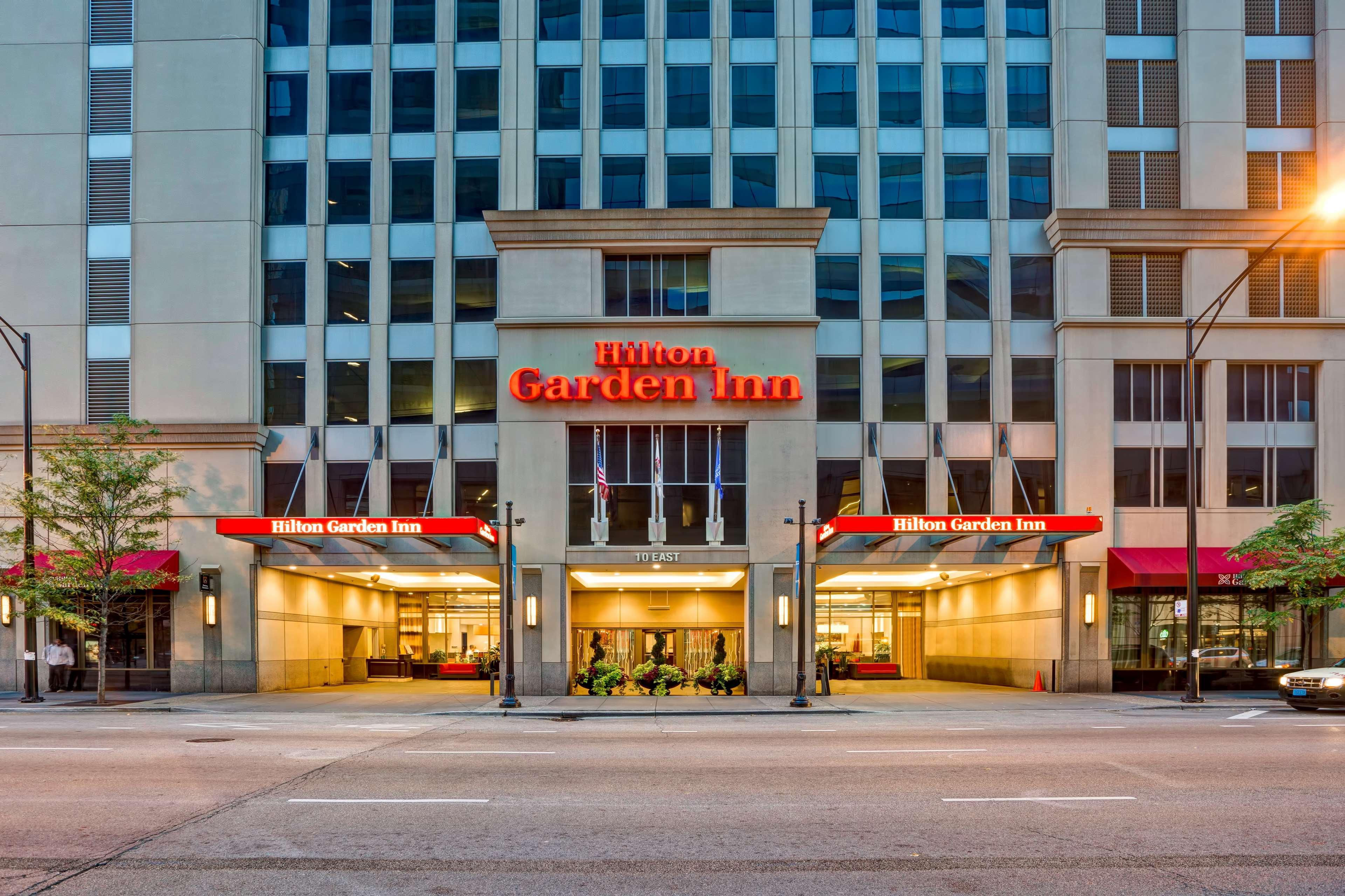Hilton Garden Inn Chicago Downtown/Magnificent Mile Екстер'єр фото