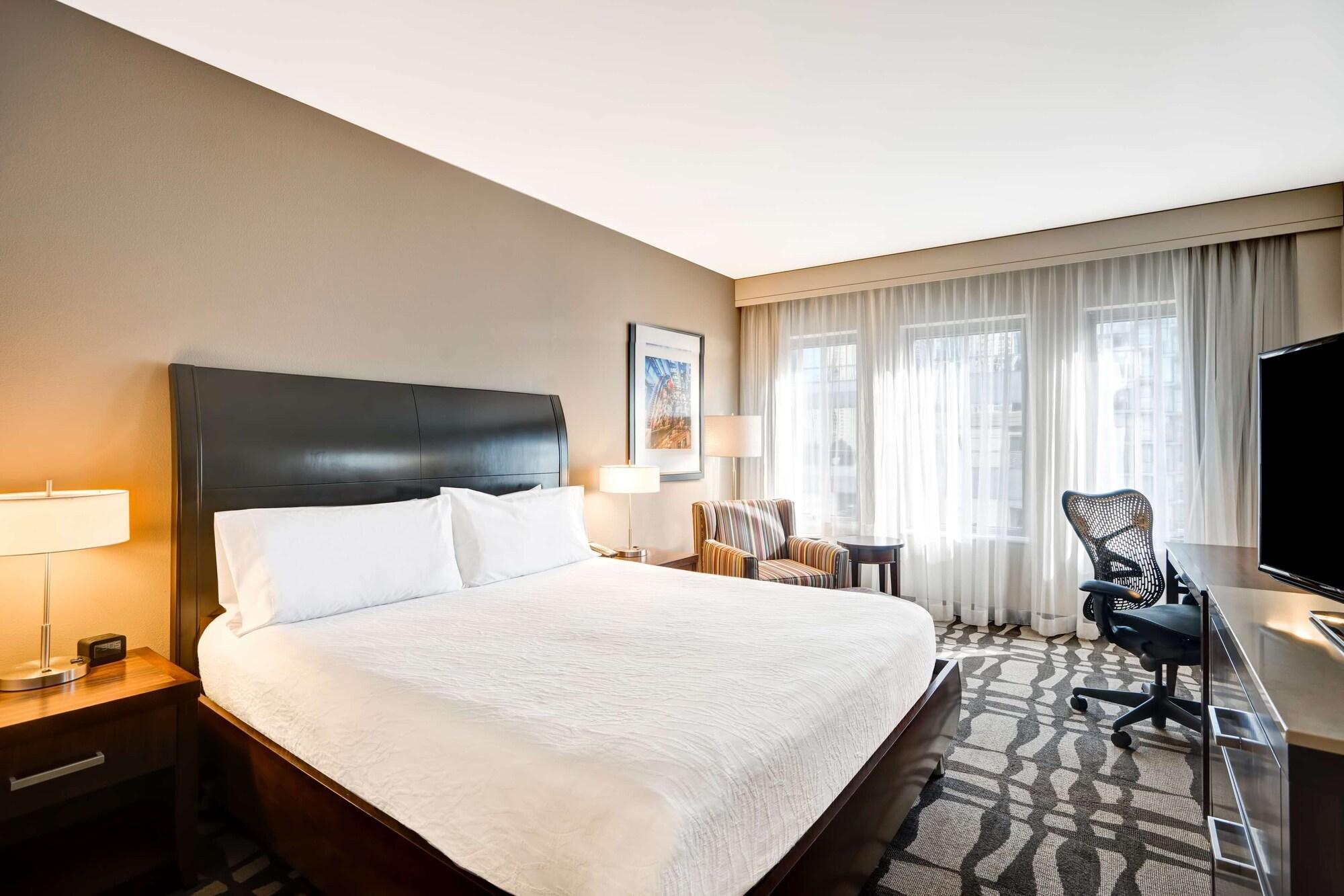Hilton Garden Inn Chicago Downtown/Magnificent Mile Екстер'єр фото