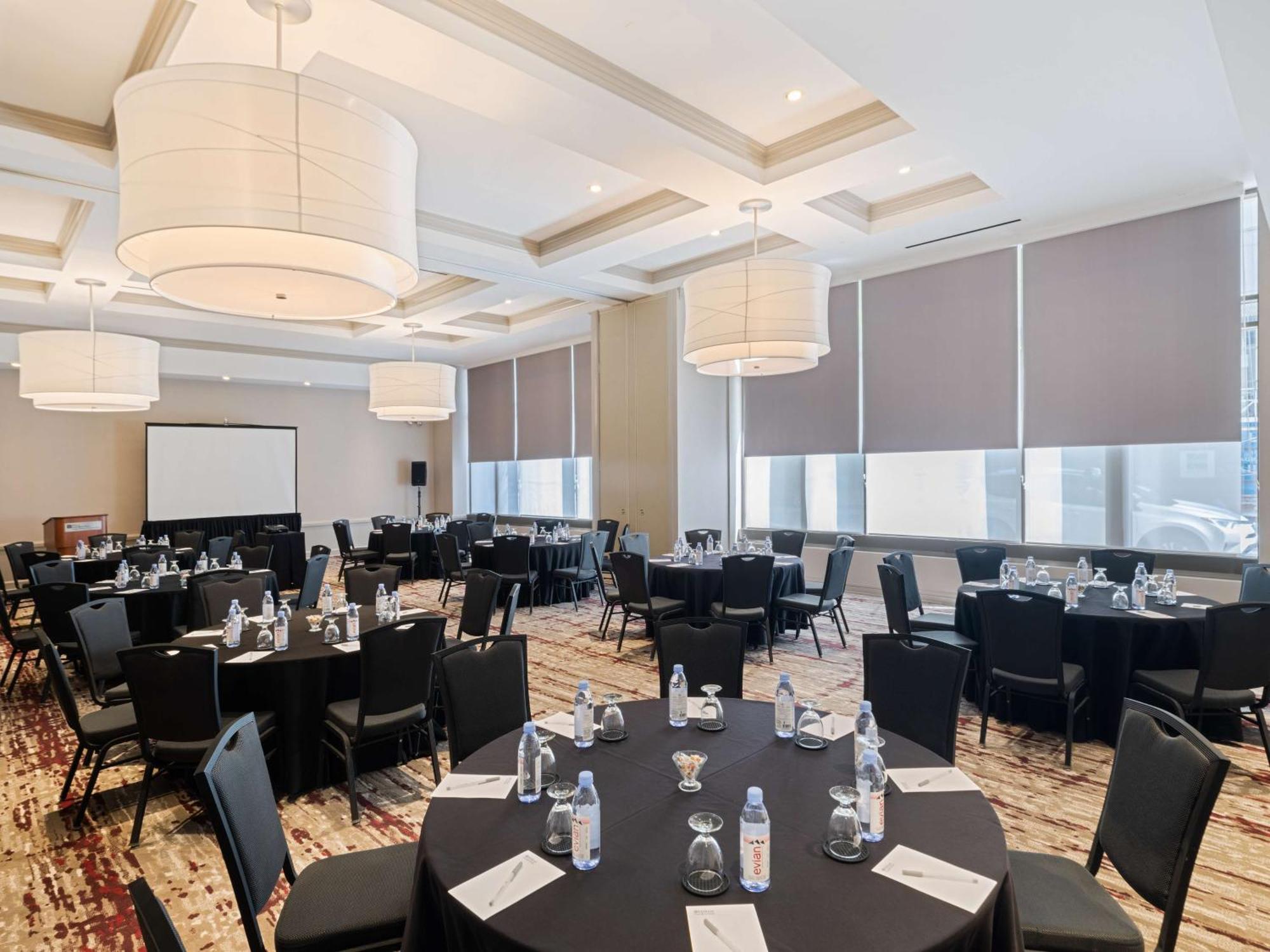 Hilton Garden Inn Chicago Downtown/Magnificent Mile Екстер'єр фото