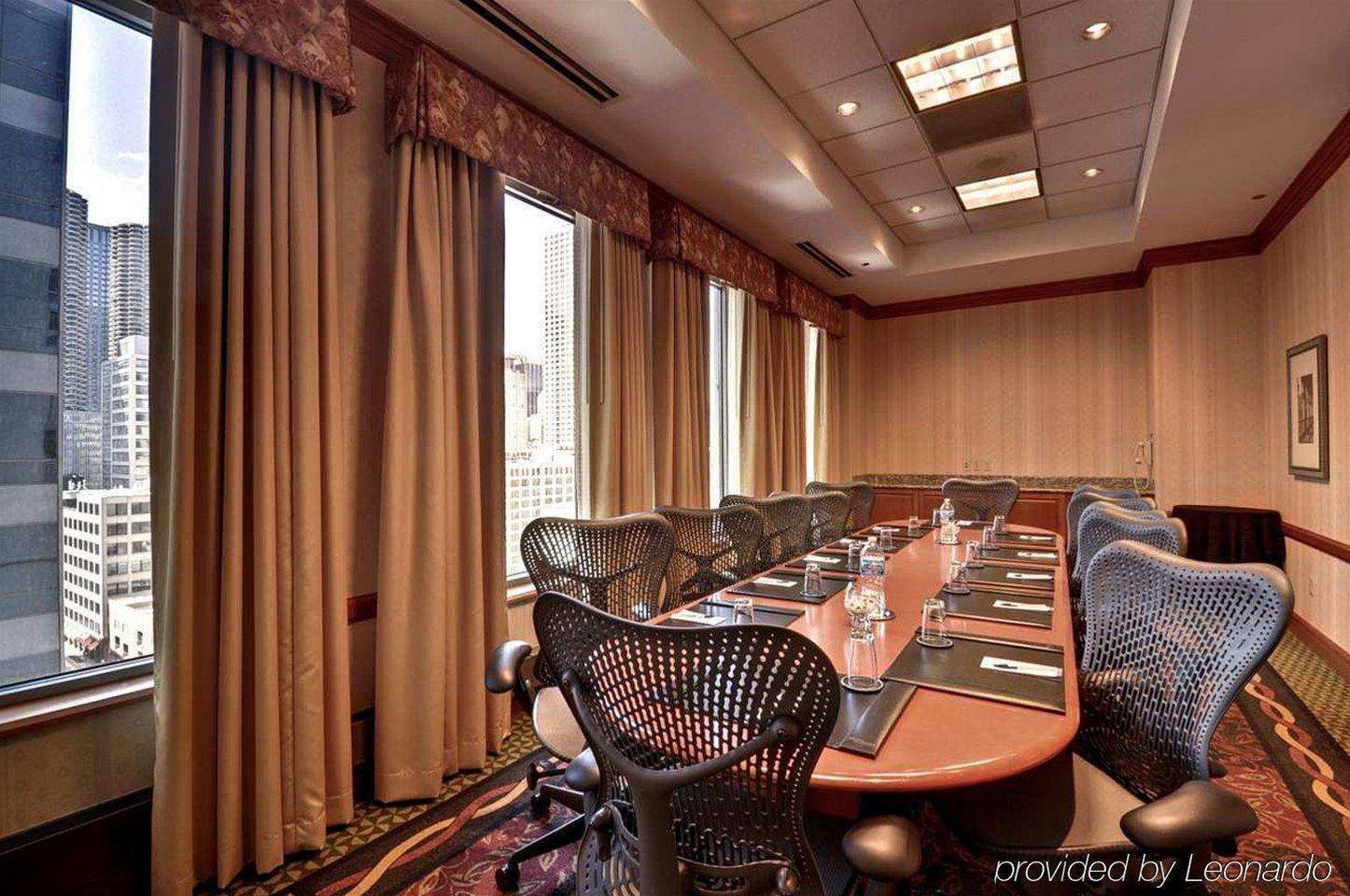 Hilton Garden Inn Chicago Downtown/Magnificent Mile Екстер'єр фото